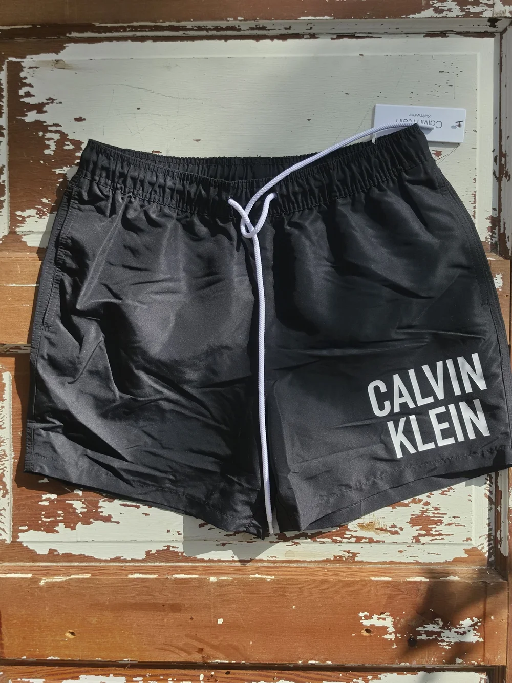 Calvin Klein Men’s Black Logo Swim Trunks Board Shorts Size Medium NWT